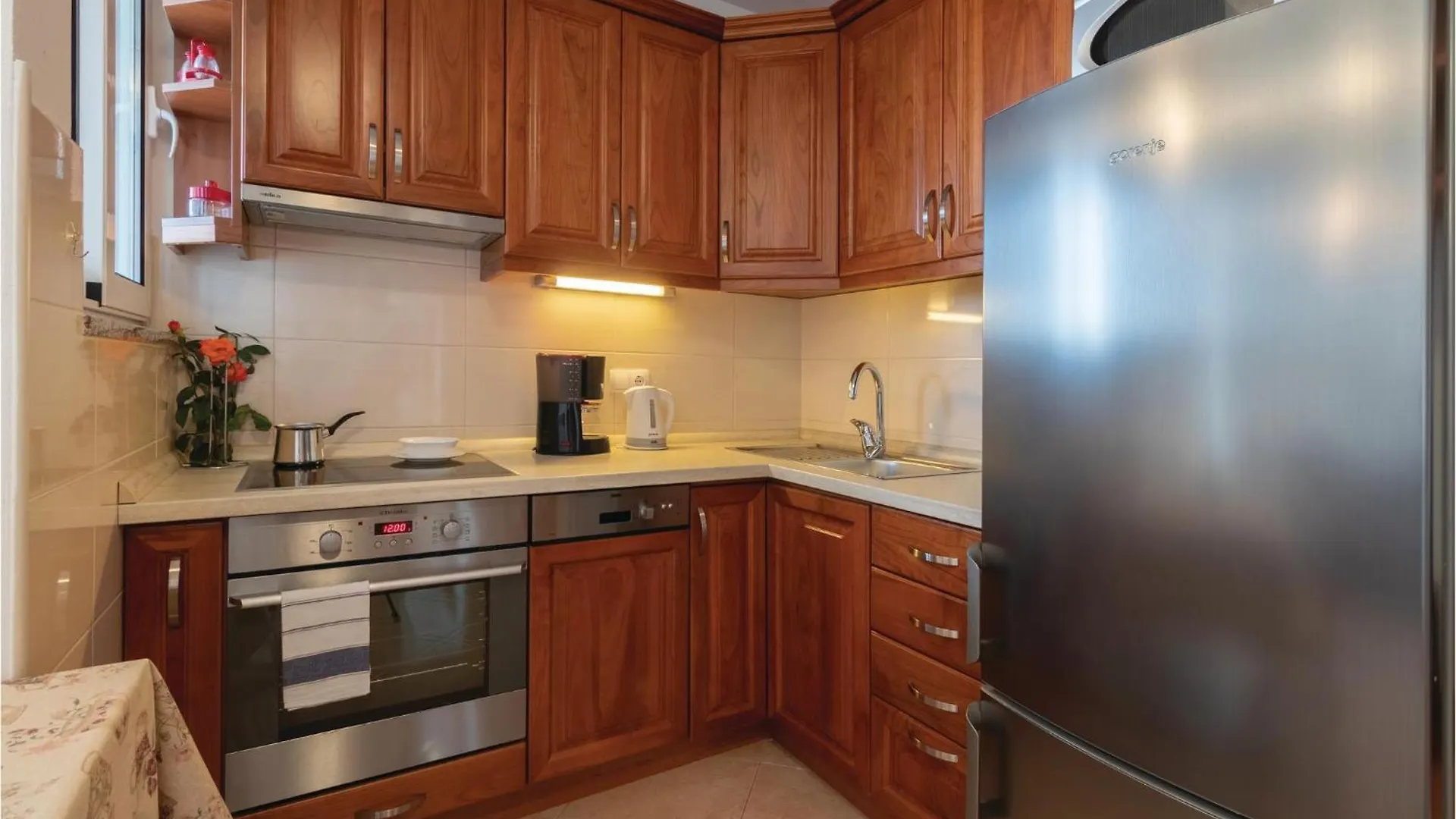 Cozy Home In Zdrelac With Kitchen Croatia